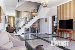 Коттедж 750м², 2-этажный, участок 21 сот.  