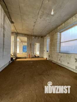 Дом 680м², 2-этажный, участок 11 сот.  