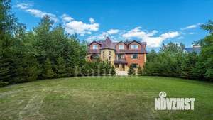 Дом 400м², 3-этажный, участок 30 сот.  