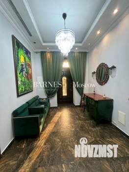 Таунхаус 400м&sup2;, 3-этажный, участок 5 сот.  