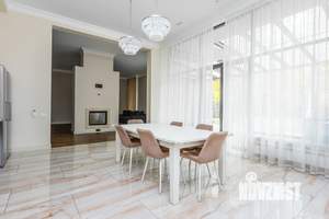 Дом 450м², 2-этажный, участок 7 сот.  