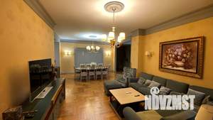 Коттедж 362м², 2-этажный, участок 11 сот.  