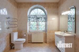 Коттедж 370м², 2-этажный, участок 12 сот.  