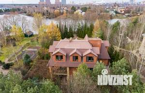 Дом 400м², 2-этажный, участок 35 сот.  