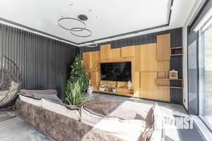 Коттедж 540м², 2-этажный, участок 25 сот.  