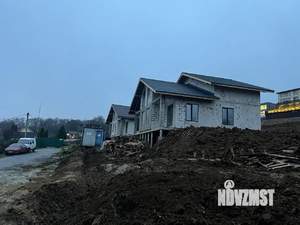 Коттедж 213м&sup2;, 2-этажный, участок 6 сот.  