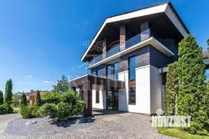 Дом 1500м², 3-этажный, участок 23 сот.  