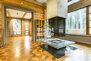 Дом 810м², 2-этажный, участок 90 сот.  