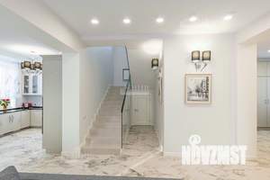 Дом 266м², 2-этажный, участок 12 сот.  