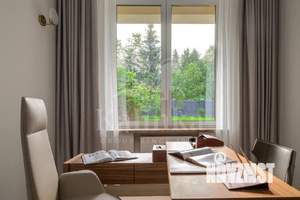 Дом 250м², 2-этажный, участок 10 сот.  