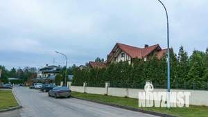 Коттедж 850м², 3-этажный, участок 24 сот.  
