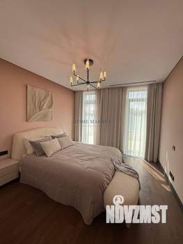 Таунхаус 250м², 3-этажный, участок 5 сот.  