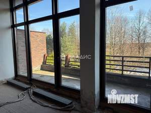 Таунхаус 371м², 3-этажный, участок 3 сот.  