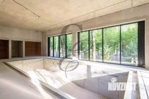 Дом 1700м², 2-этажный, участок 46 сот.  