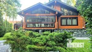 Дом 318м&sup2;, 3-этажный, участок 25 сот.  