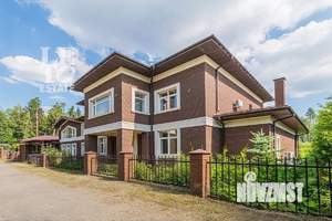 Дом 650м², 2-этажный, участок 40 сот.  