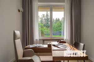 Дом 250м², 2-этажный, участок 10 сот.  