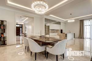 Дом 440м², 2-этажный, участок 13 сот.  