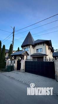 Дом 750м², 4-этажный, участок 10 сот.  