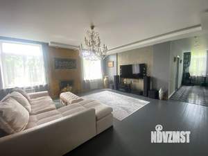 Дача 380м², 3-этажный, участок 8 сот.  