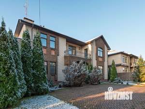 Дом 988м², 2-этажный, участок 30 сот.  