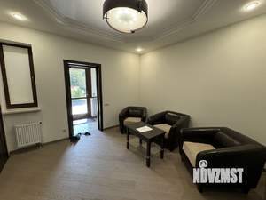 Таунхаус 210м², 2-этажный, участок 2 сот.  