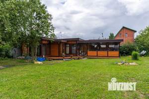 Дом 100м&sup2;, 1-этажный, участок 8 сот.  