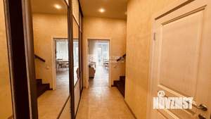 Таунхаус 144м², 3-этажный, участок 1 сот.  