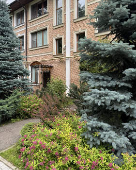 Дом 276м², 3-этажный, участок 5 сот.  