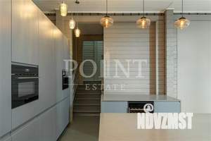 Коттедж 350м&sup2;, 2-этажный, участок 89 сот.  