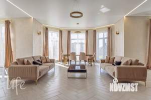 Дом 436м², 2-этажный, участок 18 сот.  