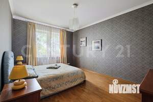 Коттедж 260м², 3-этажный, участок 12 сот.  