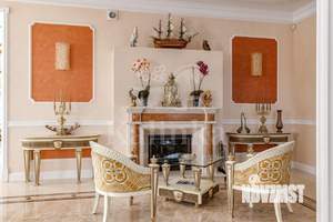 Дом 1650м², 2-этажный, участок 49 сот.  