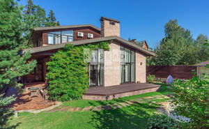 Дом 300м², 3-этажный, участок 10 сот.  