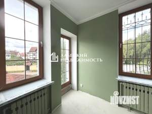 Дом 610м², 3-этажный, участок 14 сот.  