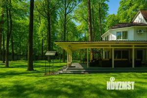 Дом 222м², 2-этажный, участок 30 сот.  