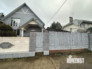 Коттедж 350м&sup2;, 2-этажный, участок 10 сот.  