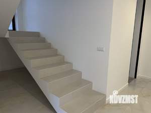 Дом 210м², 2-этажный, участок 6 сот.  
