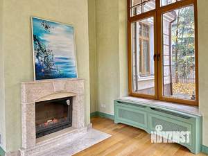 Коттедж 600м², 3-этажный, участок 18 сот.  