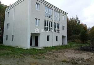 Дом 214м², 3-этажный, участок 5 сот.  