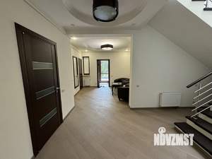 Таунхаус 210м², 2-этажный, участок 2 сот.  