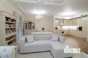 Таунхаус 210м², 2-этажный, участок 3 сот.  