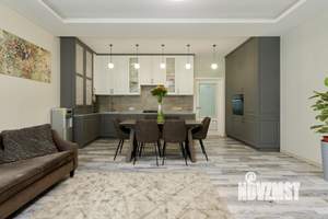 Таунхаус 190м², 3-этажный, участок 4 сот.  