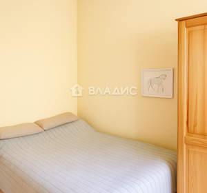 Дом 184м², 2-этажный, участок 4 сот.  