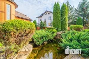 Дом 380м², 2-этажный, участок 12 сот.  