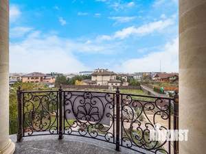 Коттедж 650м², 4-этажный, участок 14 сот.  