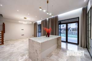 Таунхаус 188м&sup2;, 2-этажный, участок 3 сот.  