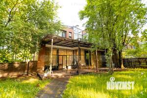 Таунхаус 385м², 3-этажный, участок 8 сот.  
