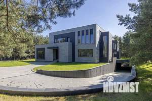 Дом 2241м², 3-этажный, участок 40 сот.  