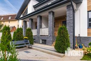 Дом 650м², 2-этажный, участок 9 сот.  